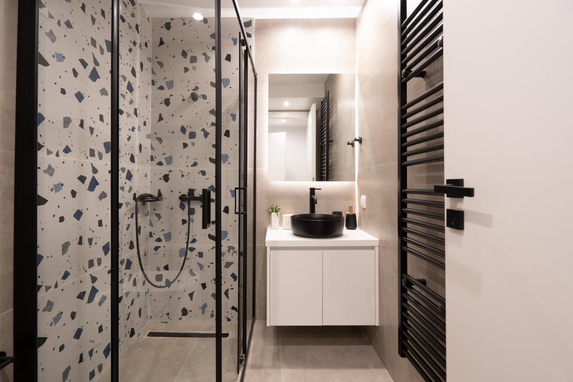 Luxury 4 Bedrooms Apartment Near Flisvos Marina ピレウス エクステリア 写真